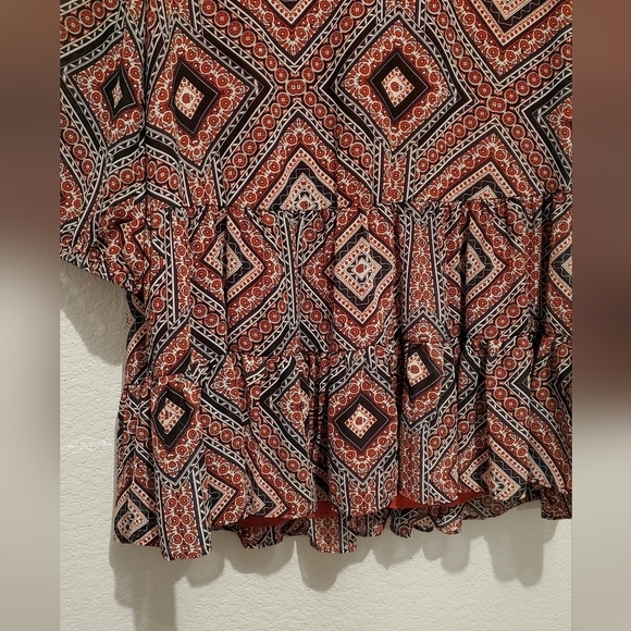 💚5/$25 Mellōday Red Boho Print Baby Doll Mini Dress Size Medium - Picture 3 of 7